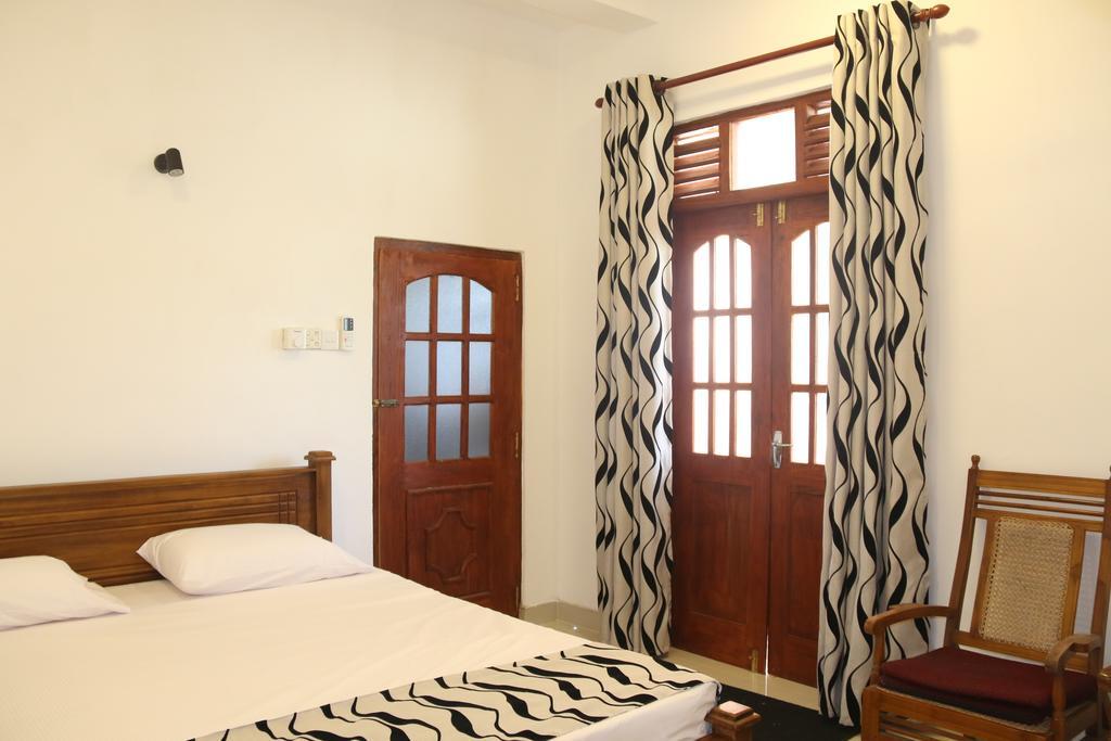 Villa No1 Bentota Luaran gambar